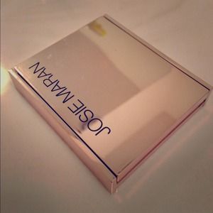 💵SOLD💵 Josie Maran bronze eye shadow pallet