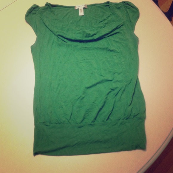 ❌Sold in bundle ❌Banana republic green