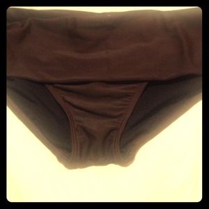 Foldover bikini bottom. Never used. Brand unknown.