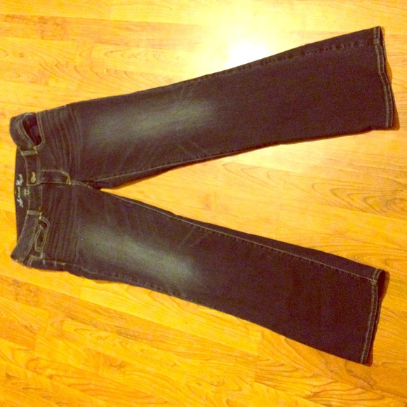 ****Sold****Dark wash American Eagle jeans