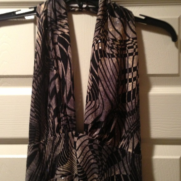 Shimmery halter black and grey low neck dress - Picture 2 of 3