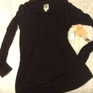 Black Quiksilver Women's tunic size Large