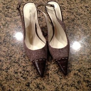 NWOT Anne Klein sling backs brown