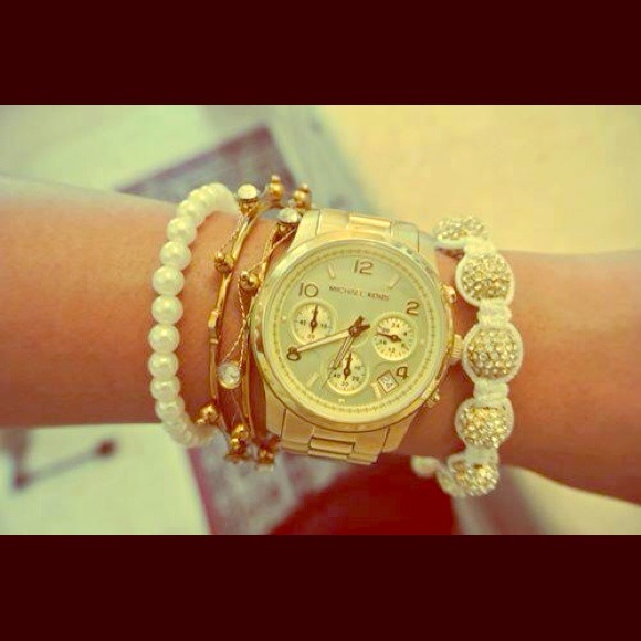 The watch(real gold trim)