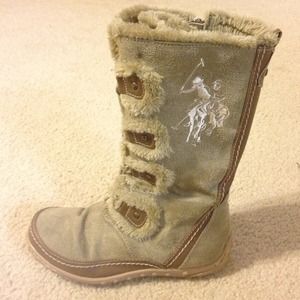 RESERVED Warm,tan suede winter bootsFaux fur lined