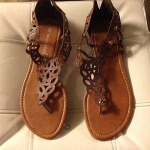 Brown sandals!!!❤❤❤