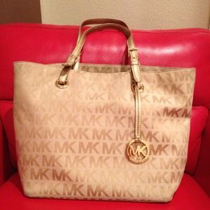 MK Michael Kors AUTHENTIC Signature Tote - Gold
