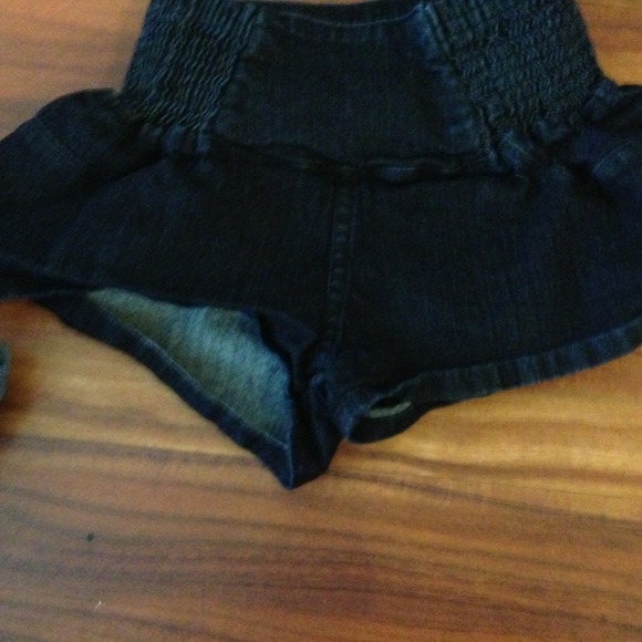 ❌SOLD❌High wasted shorts - Picture 1 of 2