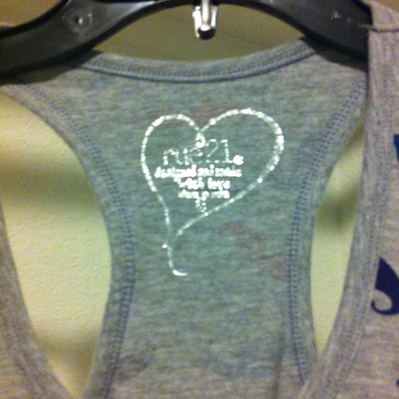Mustache Print Tank - Picture 2 of 3