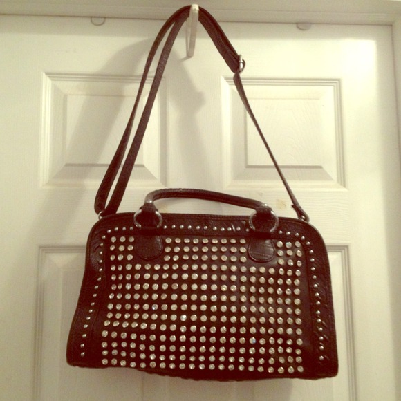 Shining rhinestone bag.