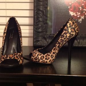 **SOLD**  Leopard peep toe heels