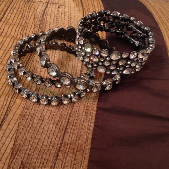 💎💎Bling bling set of bracelet bangles💎💎