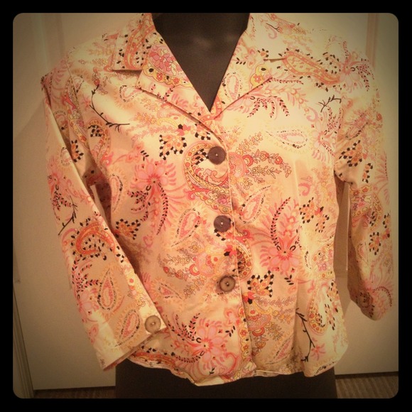 SOLD!! Fun top or jacket