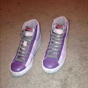FINAL PRICE...Nike Blazers 9.5