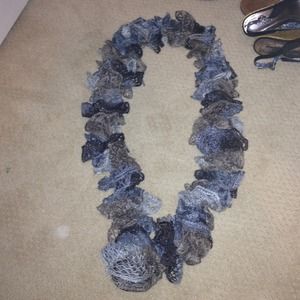 Scarf with an assortment of colors