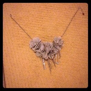 Grey flower necklace with dangles