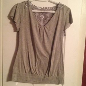 Grey shirt with lace like back