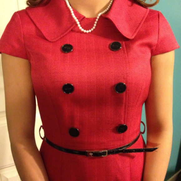 SOLD size 2 gorgeous red dress. - Picture 3 of 3