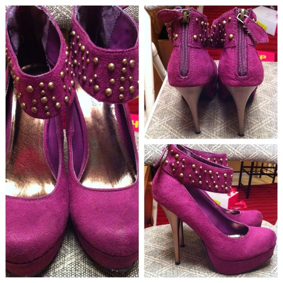 Purple heels with gold detail - Picture 2 of 4