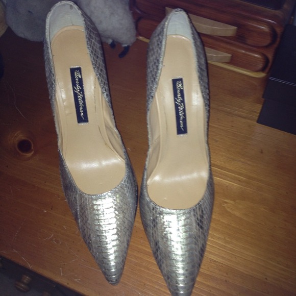 RELISTED:  Beautiful snakeskin pumps. Never worn.