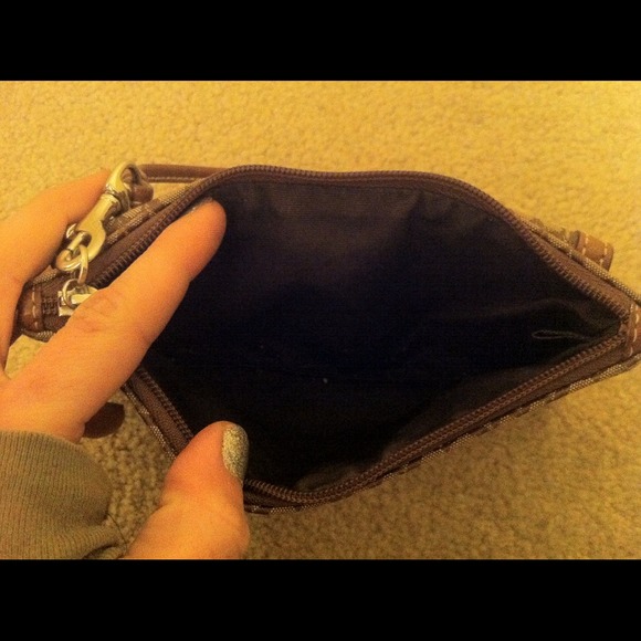 X SOLD X👇 🌟NWOT Coach Clutch🌟 - Picture 3 of 4
