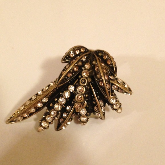 Ring - Picture 2 of 2