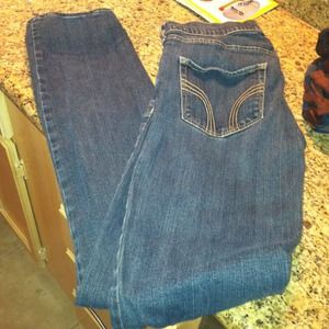 TRADED TO DEVO0O ! Hollister jeans