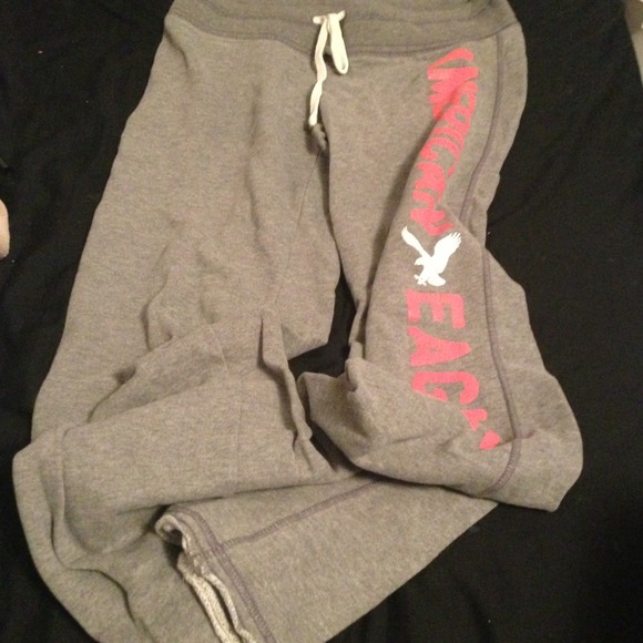 🚫Sold🚫American eagle sweat pants