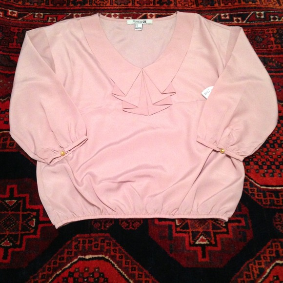 Light pink top