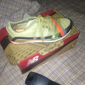 Gym shoes