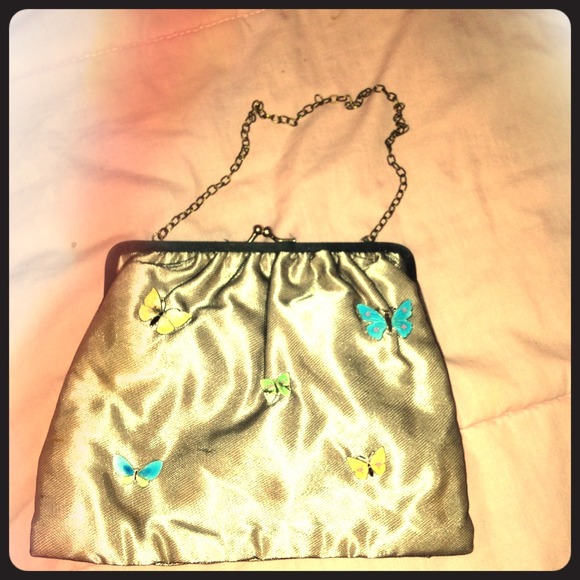 Butterfly Clutch