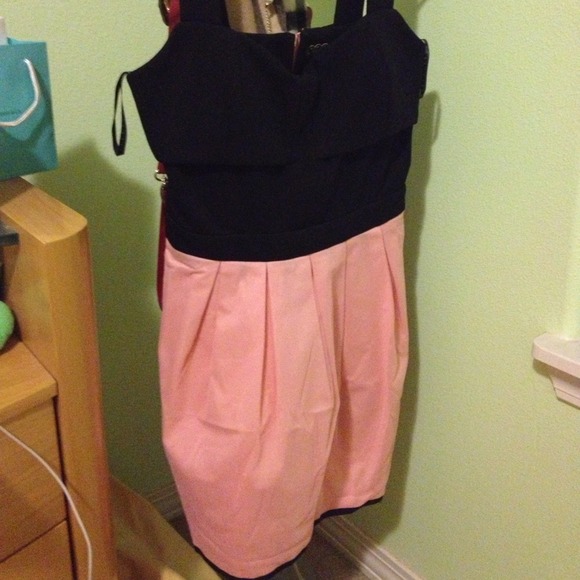 ❗REDUCED Black and pink dress