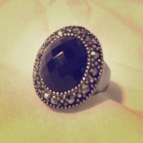 Premier Designs Black Tie Ring