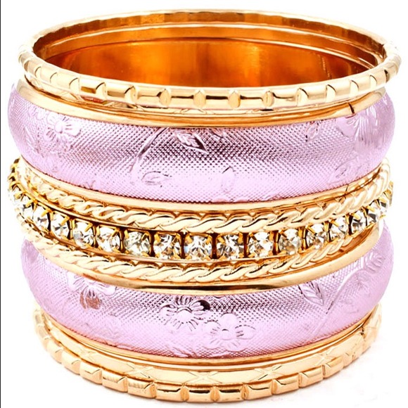 Beautiful bangles. - Picture 1 of 1