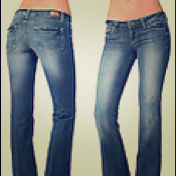 NWT Paige denim jeans Laurel Canyon bootcut