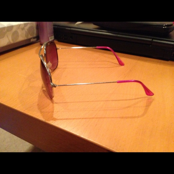 ❌ TRADED ❌ - Picture 2 of 4