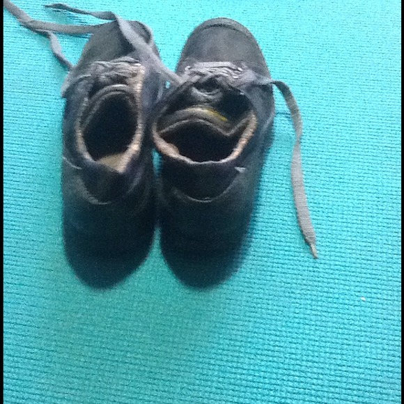 Cool Yellow Cab black sneakers 7 - Picture 3 of 4