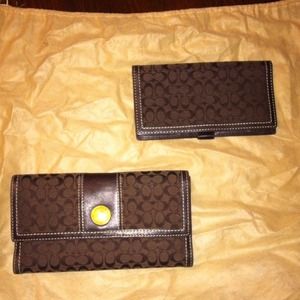 ***REDUCED*****Coach wallet with checkbook cover