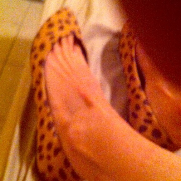 Brown and mustard colored flats