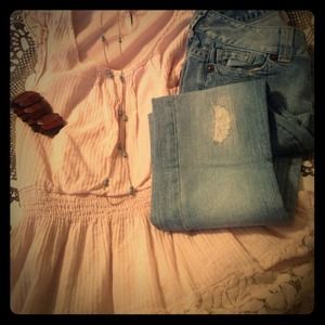 Guess distressed skinny jeans light wash