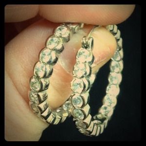 💎Diamond 💎 Hoop Earrings!