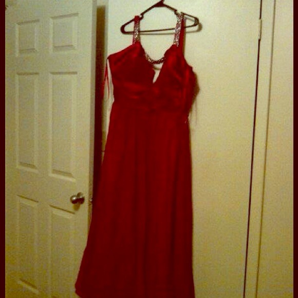 BEAUTIFUL RED PROM DRESS!!!!!!!!!!