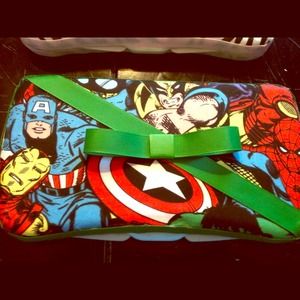 ⚡⚡Marvel reusable wipes travel size case⚡⚡