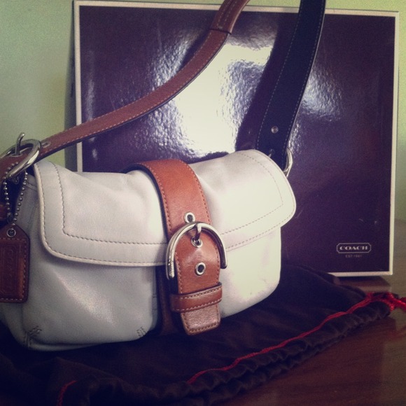 Coach Handbags - Authentic Coach handbag/shoulder bag