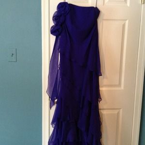 Evening gown and shawl in cobalt blue.