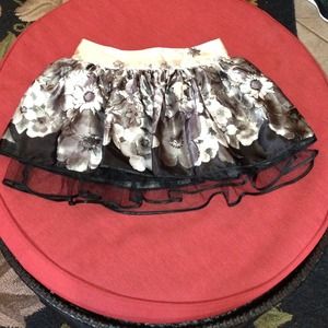 Ruffled Skirt Short
