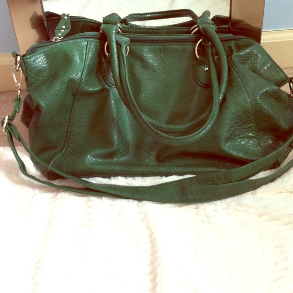 Green tote/ handbag by New York and Co