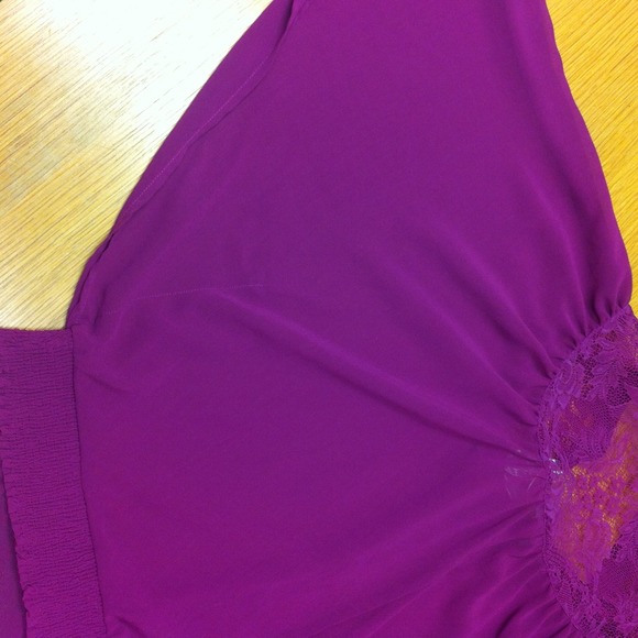 New with tags cute button up shirt - Picture 4 of 4