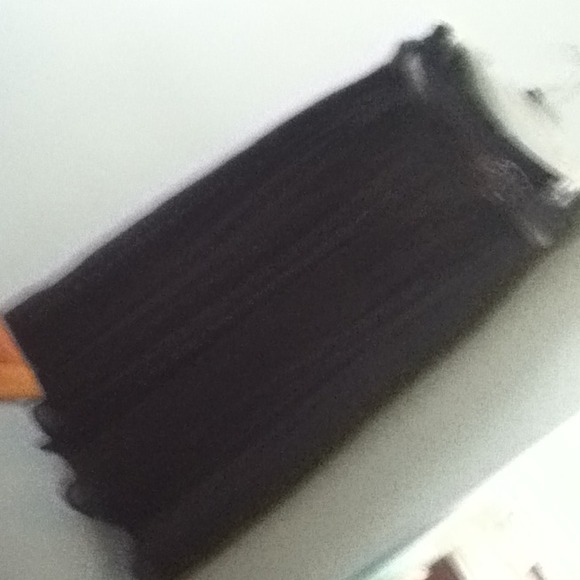 Black skirt - Picture 1 of 3