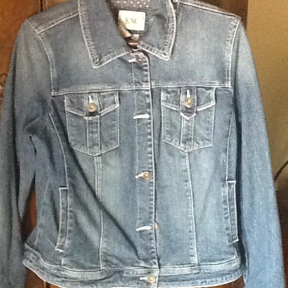 Great! Denim jacket!!